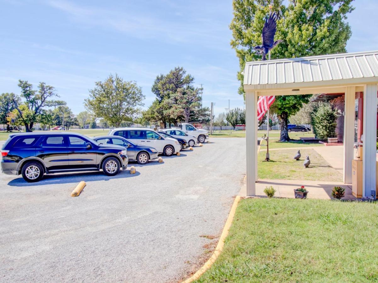 Oyo Hotel Drumright I-44 Ok Εξωτερικό φωτογραφία